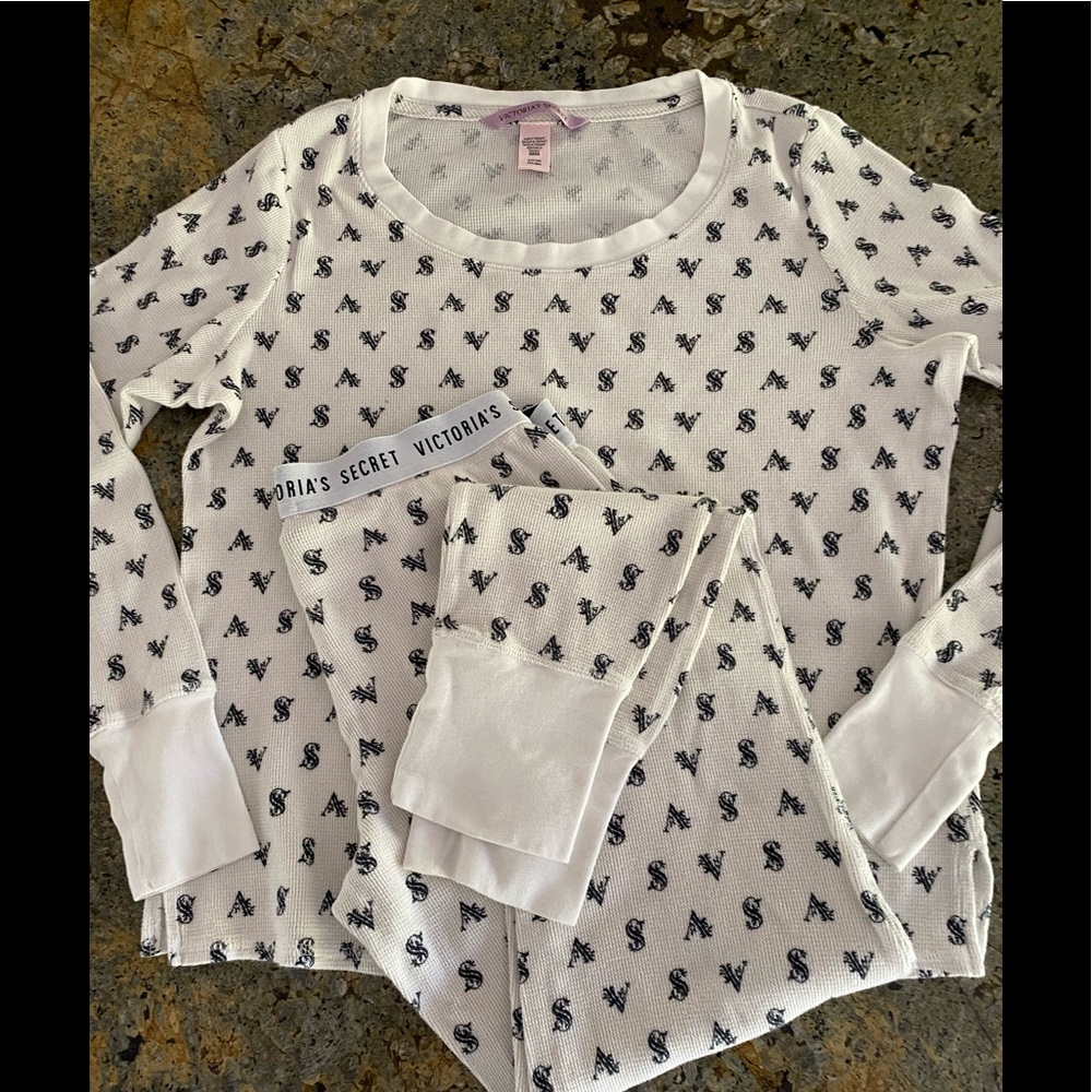 Victoria’s Secret thermal PJ set size Small